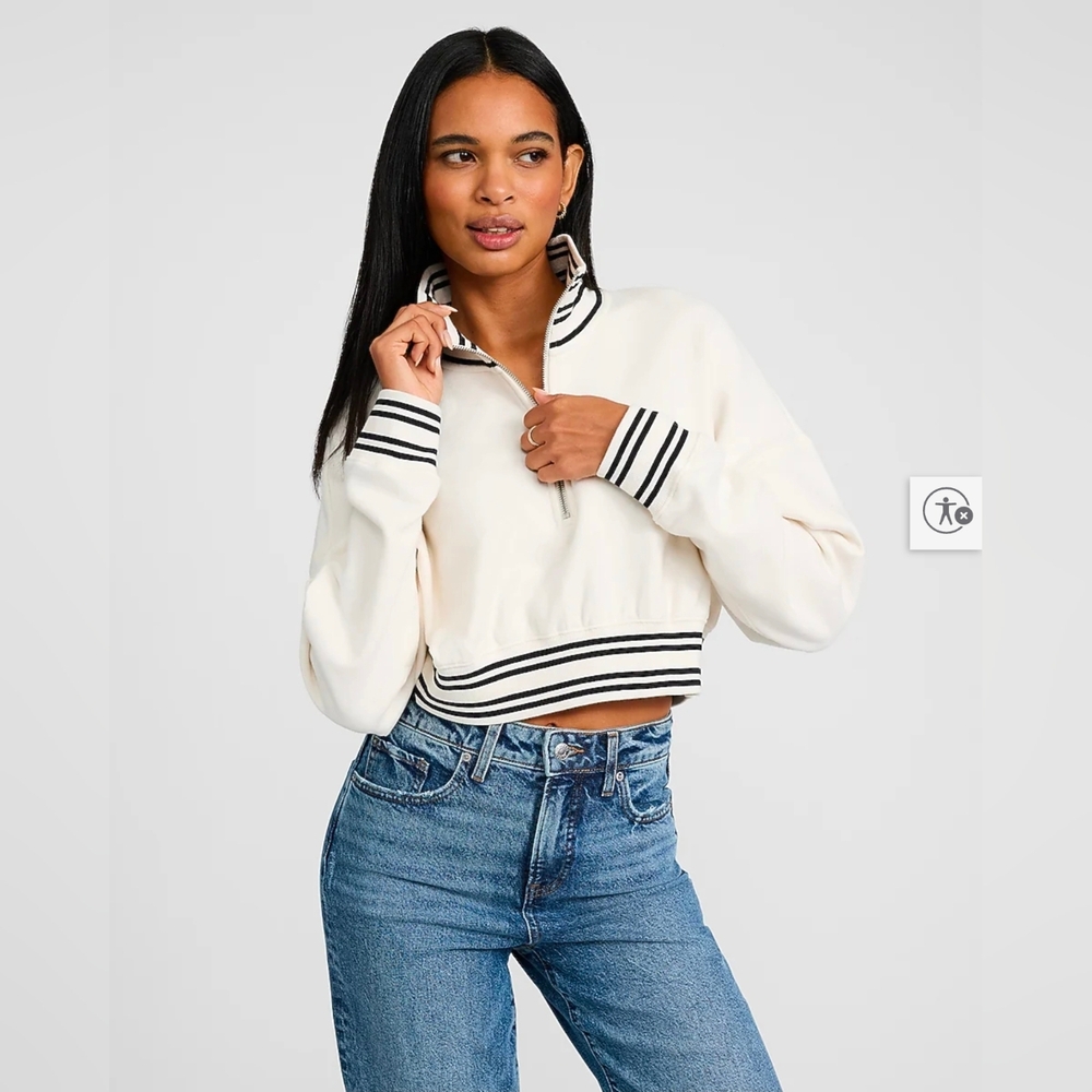 Cropped Quarter-Zip Pullover Top - Cream with Black Trim